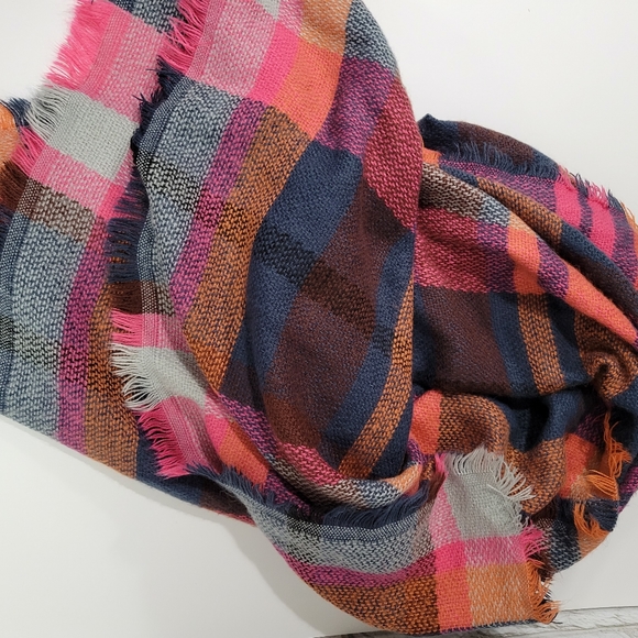 Plaid print colorful warm blanket scarf - Picture 9 of 11